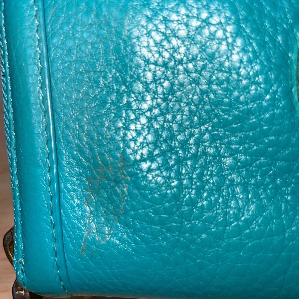 Tory Burch Amanda Zip Around Wallet Turquoise‎ Blue Pebbled Leather Gold Logo